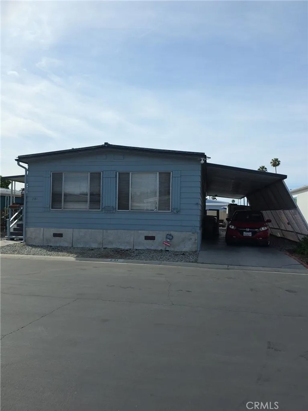 Photo of 601 Kerby St, Hemet, CA 92545 (MLS # DW26072093)