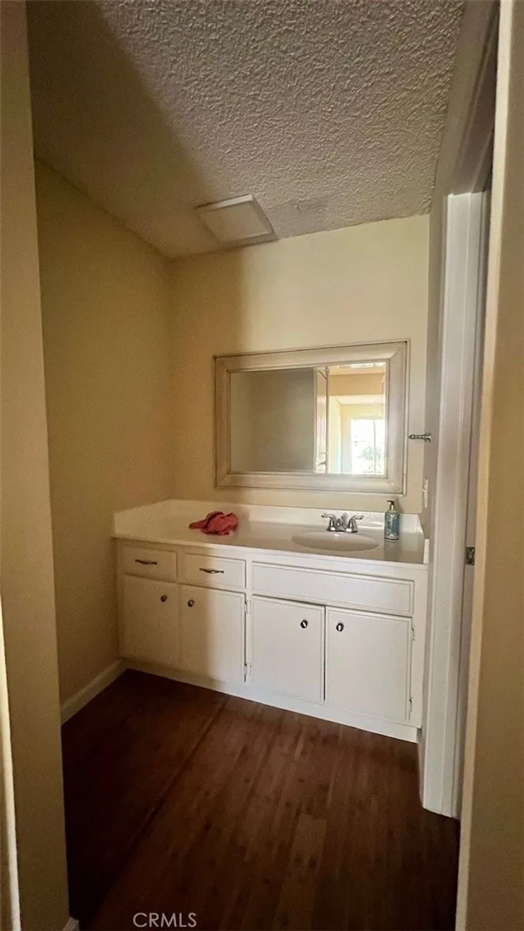 Photo of 15425 Sherman #101, Van Nuys, CA 91406 (MLS # OC25279008)