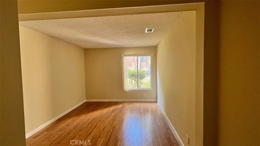 Photo of 15425 Sherman Way #101, Van Nuys, CA 91406 (MLS # OC25279008)