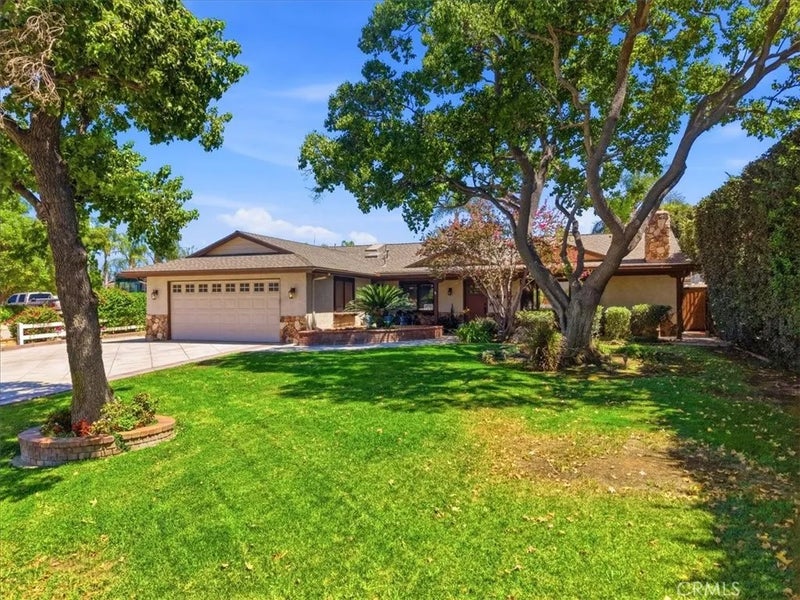 1455 Valley View