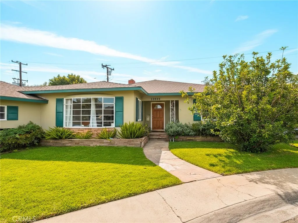 12509 Manor Drive