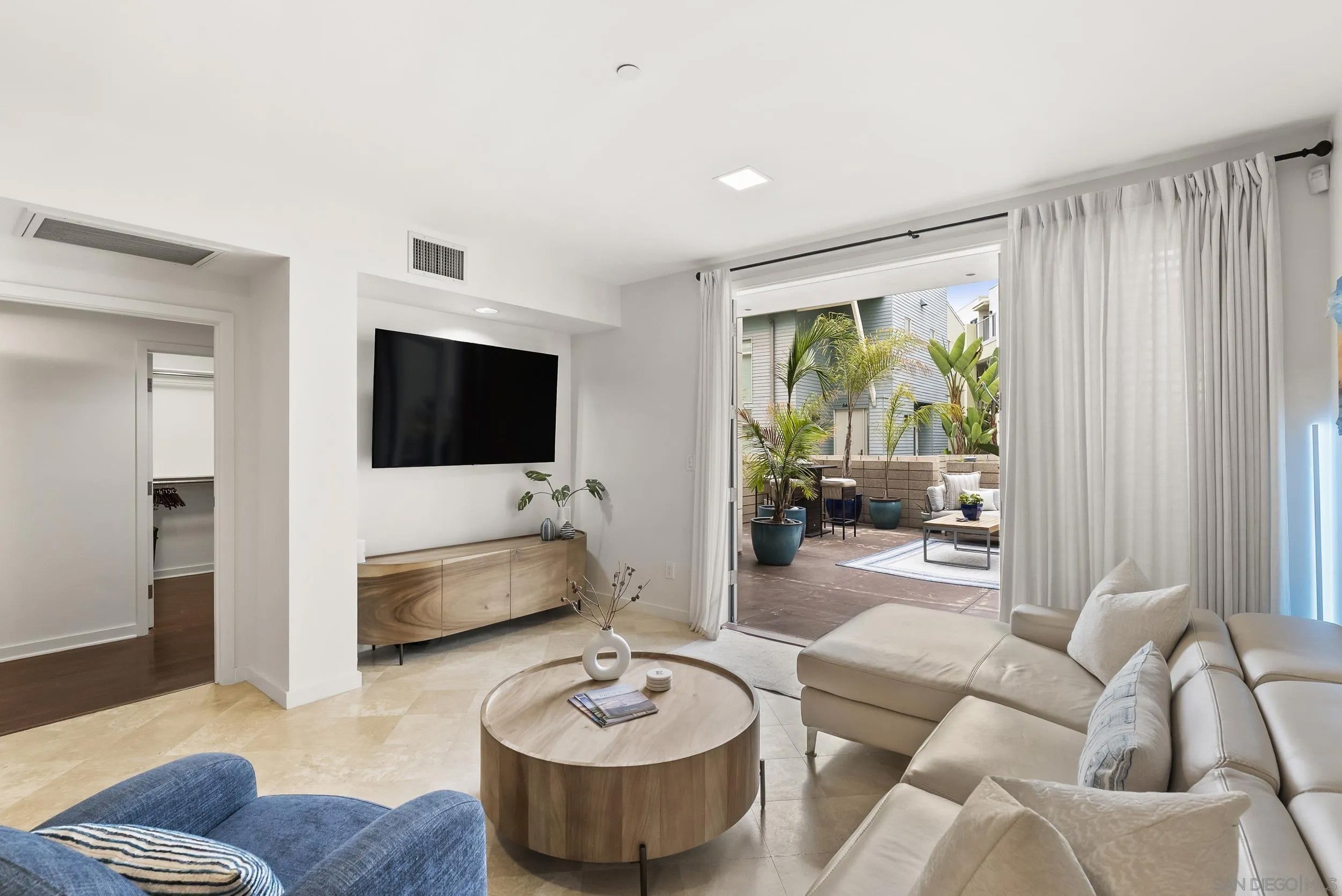 5410 La Jolla Blvd A111