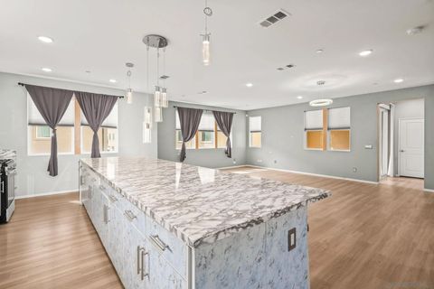 Tiny photo for 5361 Calle Rockfish #68, San Diego, CA 92154 (MLS # 250042362)