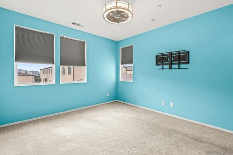 Tiny photo for 5361 Calle Rockfish #68, San Diego, CA 92154 (MLS # 250042362)