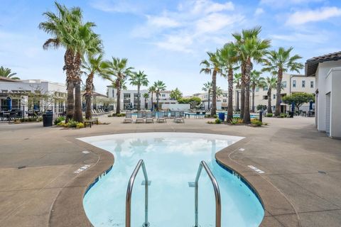 Tiny photo for 5361 Calle Rockfish #68, San Diego, CA 92154 (MLS # 250042362)