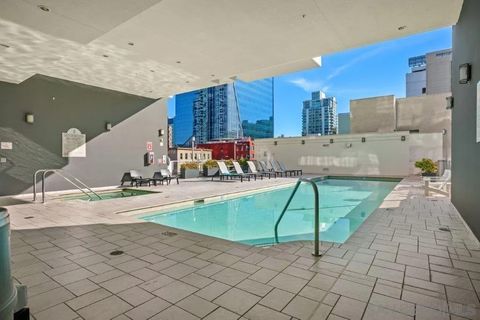 Tiny photo for 575 6th Avenue #1008, San Diego, CA 92101 (MLS # 250035165)