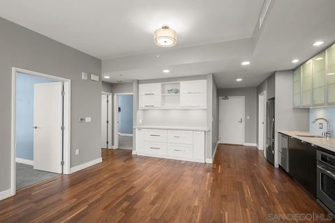 Tiny photo for 575 6th Avenue #1008, San Diego, CA 92101 (MLS # 250035165)
