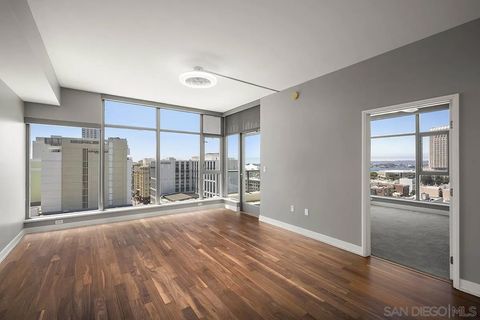 Tiny photo for 575 6th Avenue #1008, San Diego, CA 92101 (MLS # 250035165)