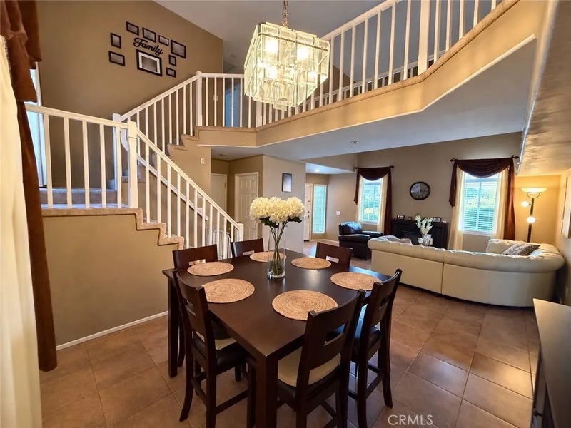 9141 Vincente Way