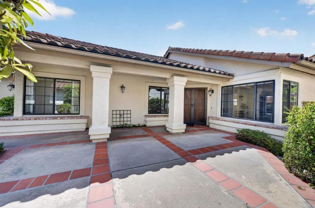 12639 Calle Charmona