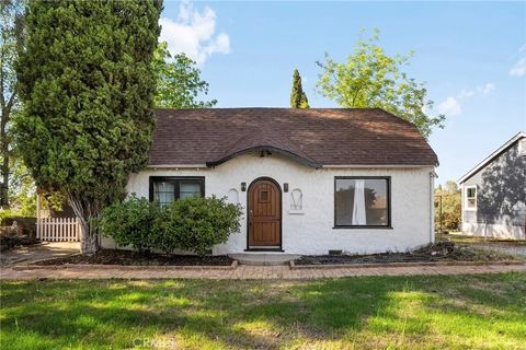 Photo of 2407 Oro Quincy, Oroville, CA 95966 (MLS # OR26085446)