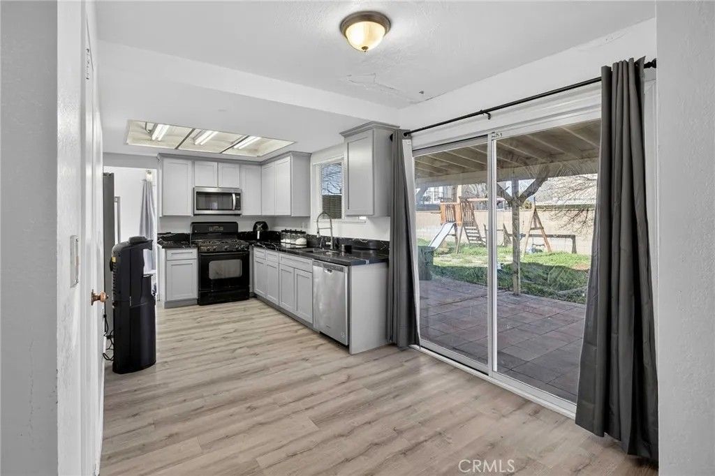 Photo of 2611 Via Romana, Lancaster, CA 93535 (MLS # RS26016138)