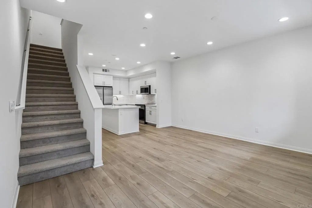 533 Sandstone Court