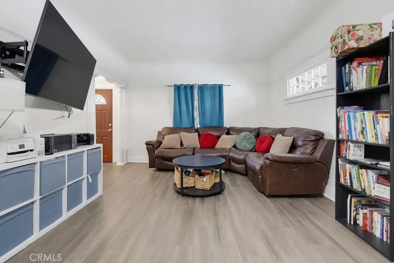 1007 E 42nd