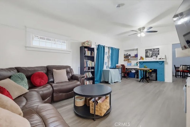 1007 E 42nd