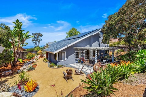 Photo of 1141 Cerro Largo Dr, Solana Beach, CA 92075 (MLS # 260014238)