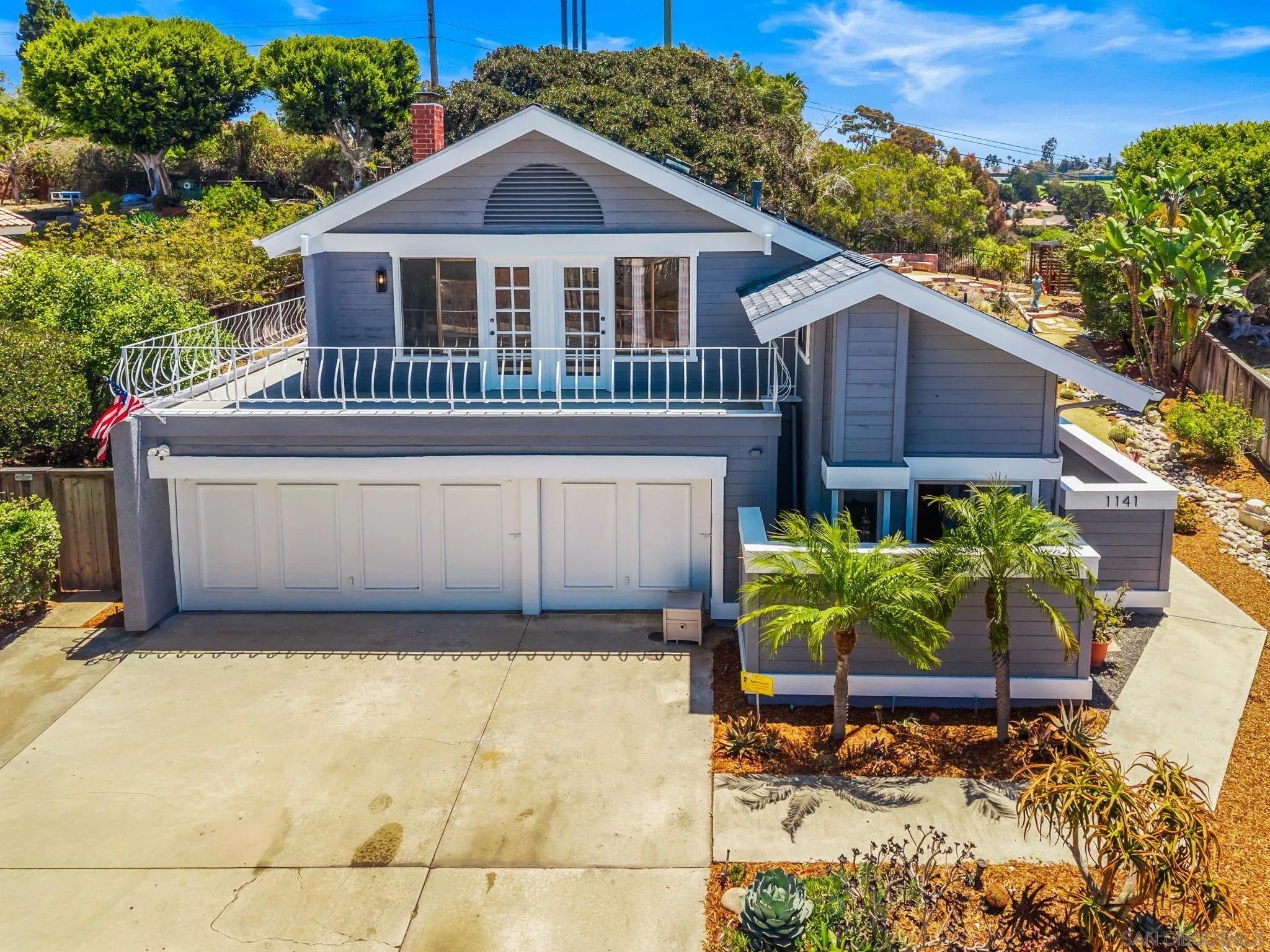 1141 Cerro Largo Dr