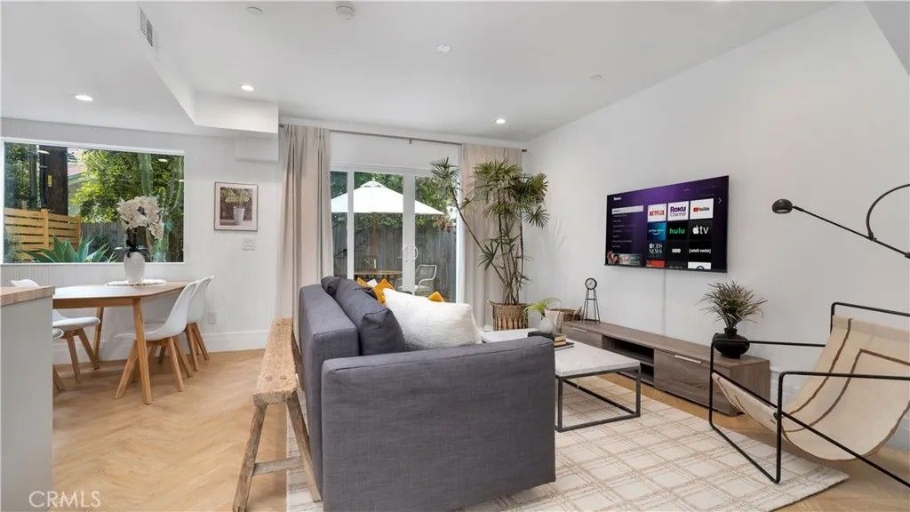 Photo of 1347 Seward Street, Los Angeles, CA 90028 (MLS # WS26009028)