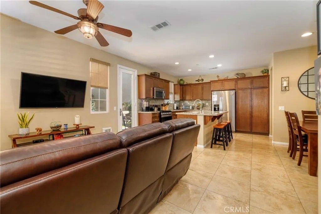 Photo of 2968 Royal Ave, Simi Valley, CA 93065 (MLS # SR26011259)