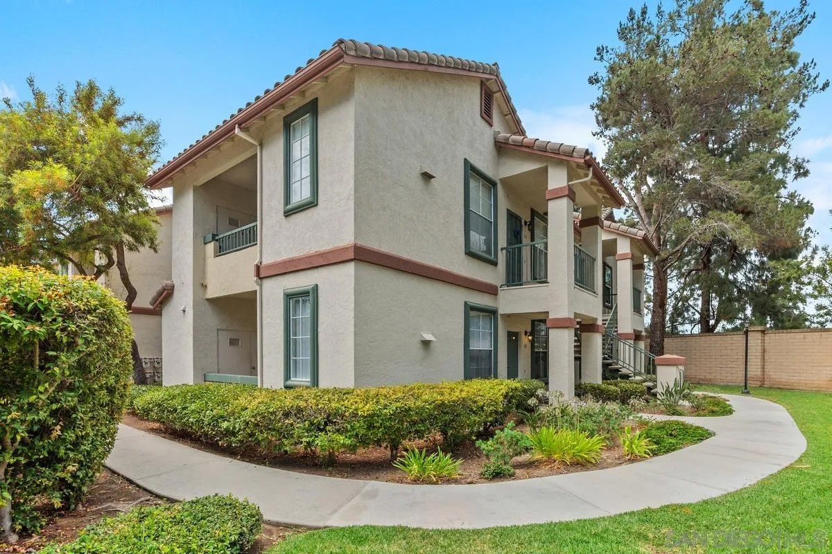 10921 Sabre Hill Dr 375
