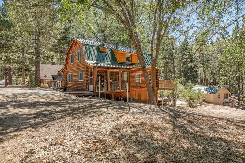 33421 Holcomb Creek