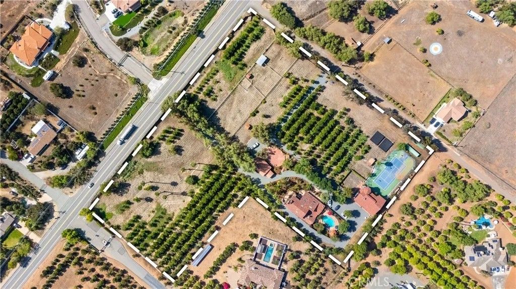 Photo of 11550 Old Castle Rd, Valley Center, CA 92082 (MLS # ND25240673)