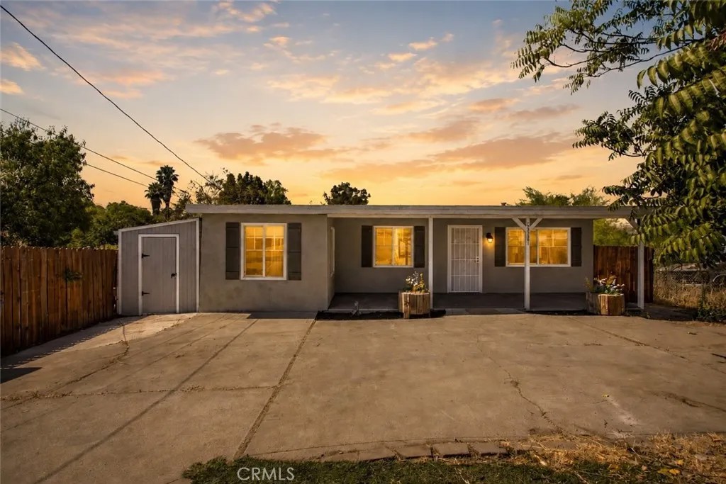 23581 Lake