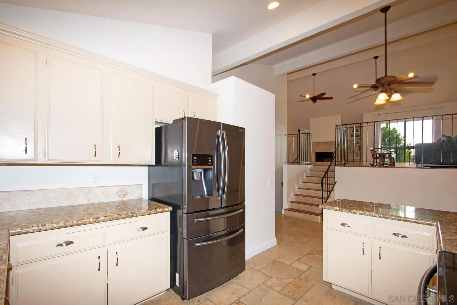 31948 Del Cielo Este 7