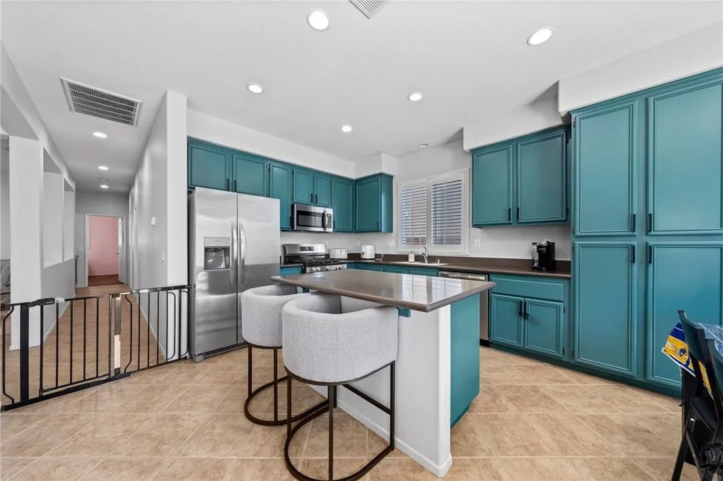 Photo of 1854 Jasmine Court, San Jacinto, CA 92583 (MLS # SW26188656)
