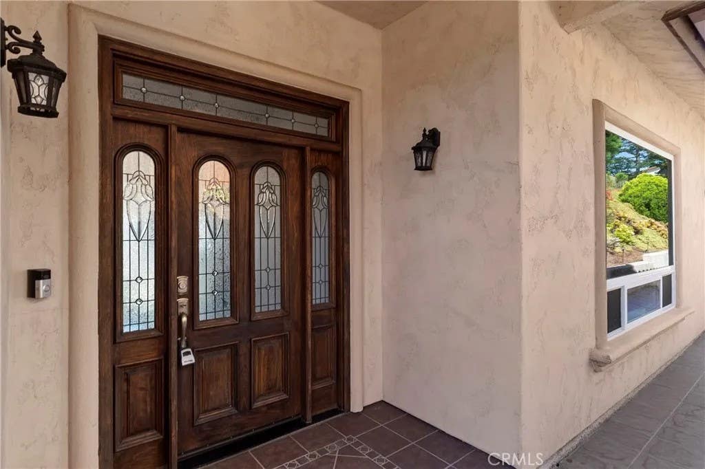 Photo of 228 Vista Grande GLN, Escondido, CA 92025 (MLS # OC26167762)