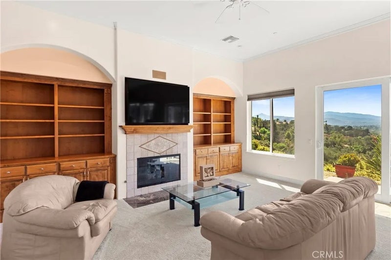 228 Vista Grande