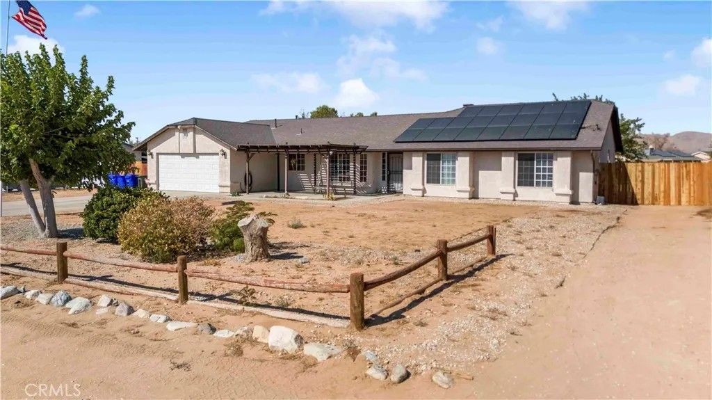 Photo of 15189 Tonikan, Apple Valley, CA 92307 (MLS # CV25277970)