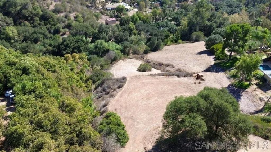 Photo of 0 Gird Road, Fallbrook, CA 92028 (MLS # 250040802)