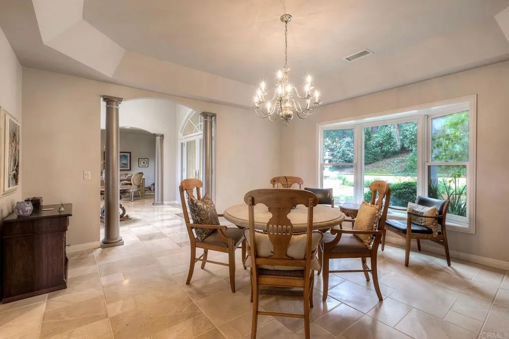 30181 Via Maria Elena