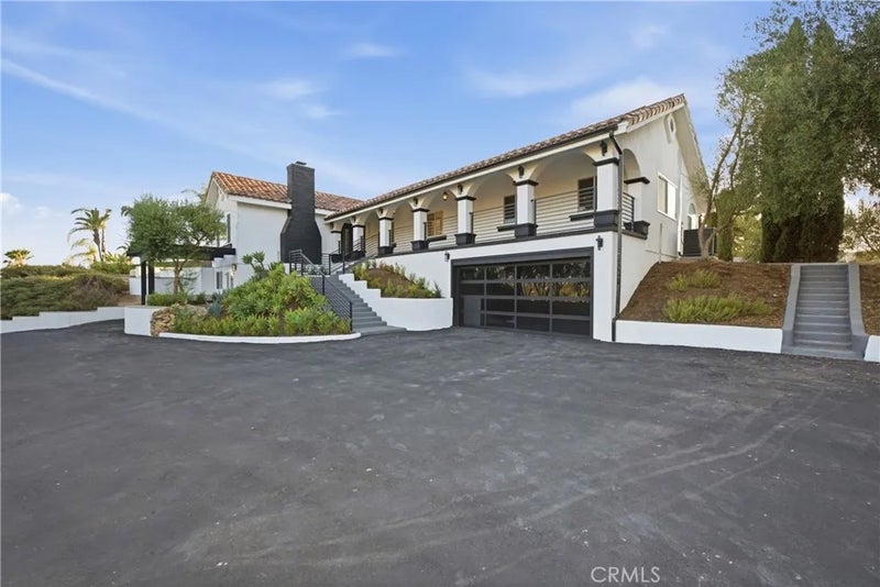 1200 Mulberry