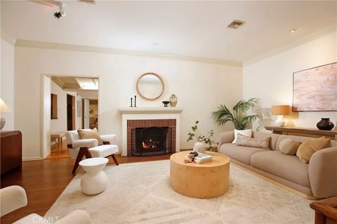 Tiny photo for 1624 Santa Barbara Ave, Glendale, CA 91208 (MLS # GD25246799)