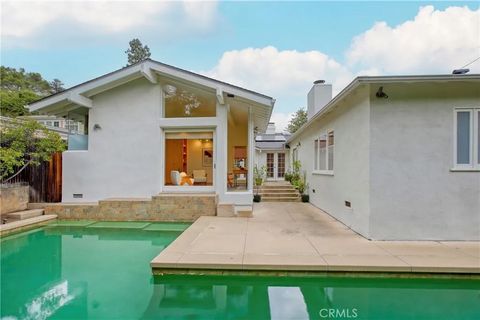 Tiny photo for 1624 Santa Barbara Ave, Glendale, CA 91208 (MLS # GD25246799)