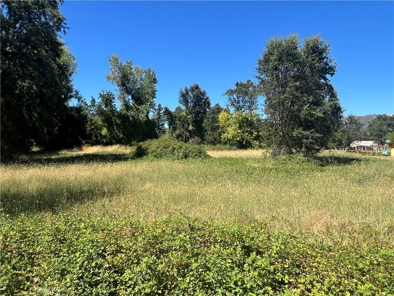 400 E State Highway 20