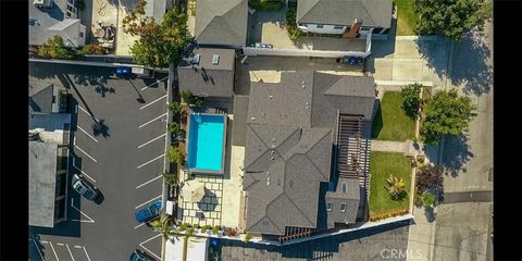 Tiny photo for 2806 Manhattan Ave, Glendale, CA 91214 (MLS # GD25236548)
