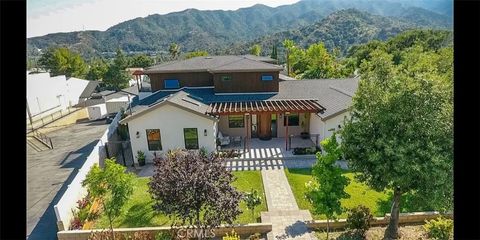 Tiny photo for 2806 Manhattan Ave, Glendale, CA 91214 (MLS # GD25236548)