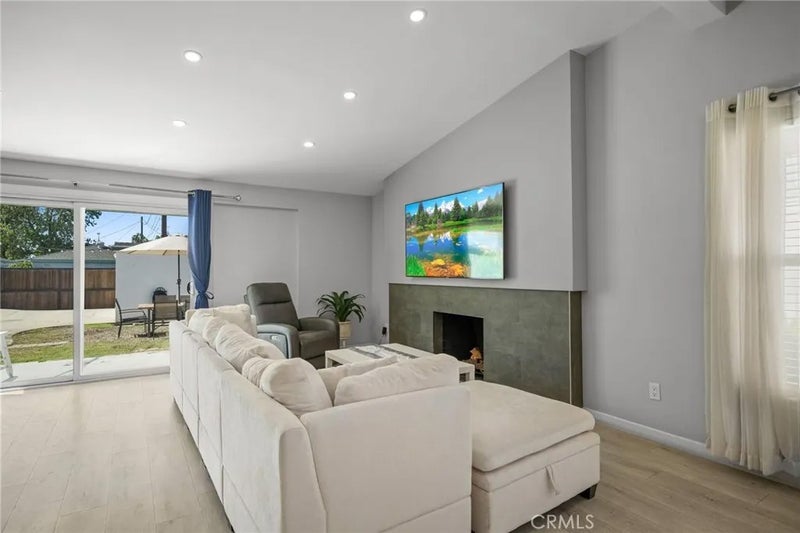 9253 Arleta