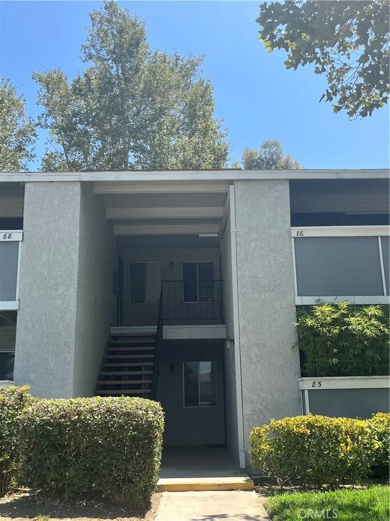 26200 Redlands 86