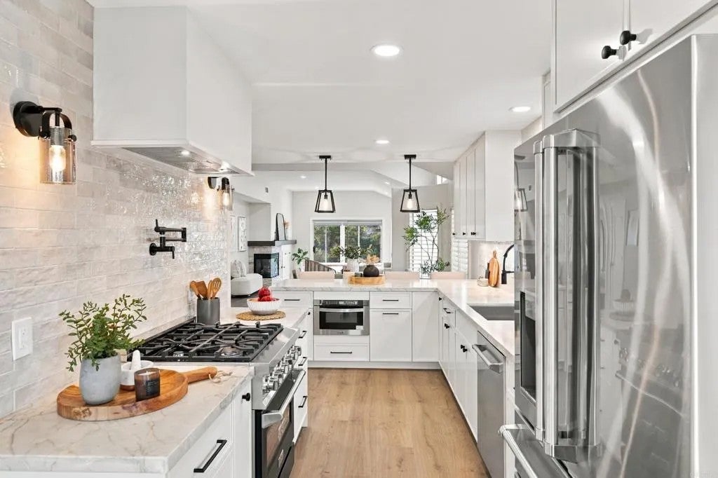 1530 Camino Linda Drive