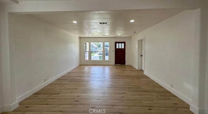 2249 W 30th Street