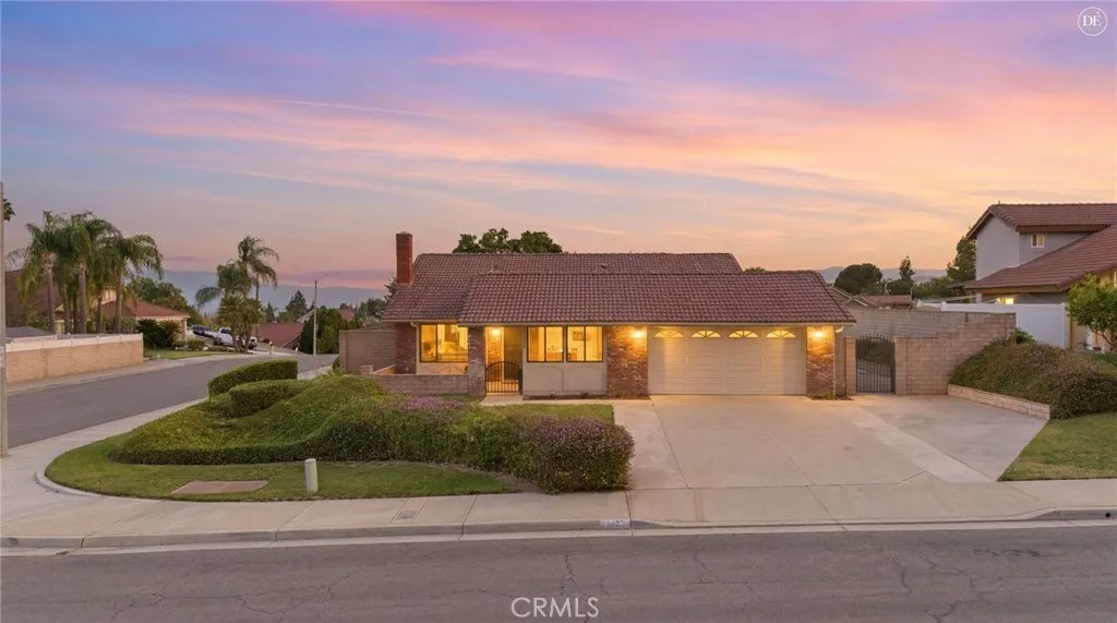 1246 Versailles Circle