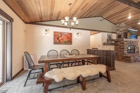 Tiny photo for 1605 Shenandoah Way, Big Bear Lake, CA 92314 (MLS # IG25245860)