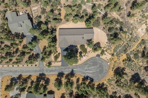 Tiny photo for 1605 Shenandoah Way, Big Bear Lake, CA 92314 (MLS # IG25245860)
