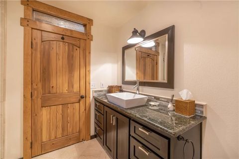 Tiny photo for 1605 Shenandoah Way, Big Bear Lake, CA 92314 (MLS # IG25245860)