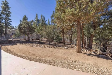 Tiny photo for 1605 Shenandoah Way, Big Bear Lake, CA 92314 (MLS # IG25245860)