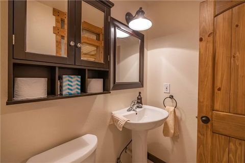 Tiny photo for 1605 Shenandoah Way, Big Bear Lake, CA 92314 (MLS # IG25245860)